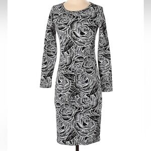 LuLaRoe Debbie Elegant Black and White Rose Floral Midi Dress Size XS Stretchy